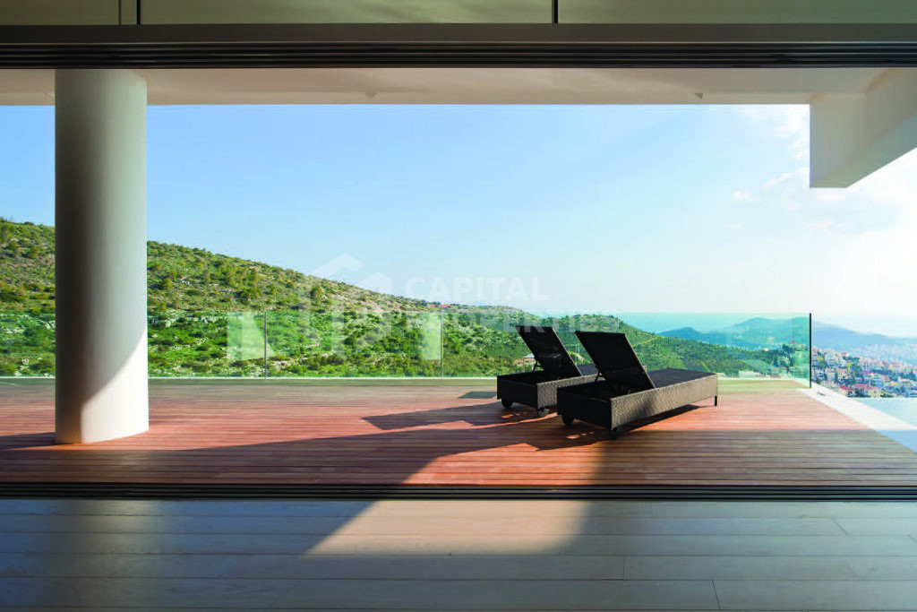EXCLUSIVE 4-BEDROOM PENTHOUSE WITH PRIVATE ROOF GARDEN AND ROOFTOP SWIMMING POOL – GLYFADA, ATTICA