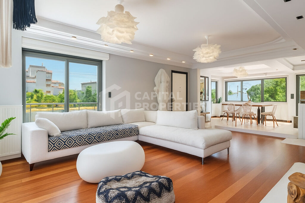 A Discreet Residence in a Prestigious Riviera enclave